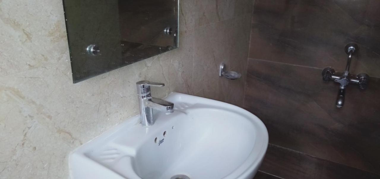 Hotel White House Pune Exterior foto